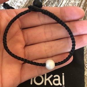 Lokai single wrap bracelet black